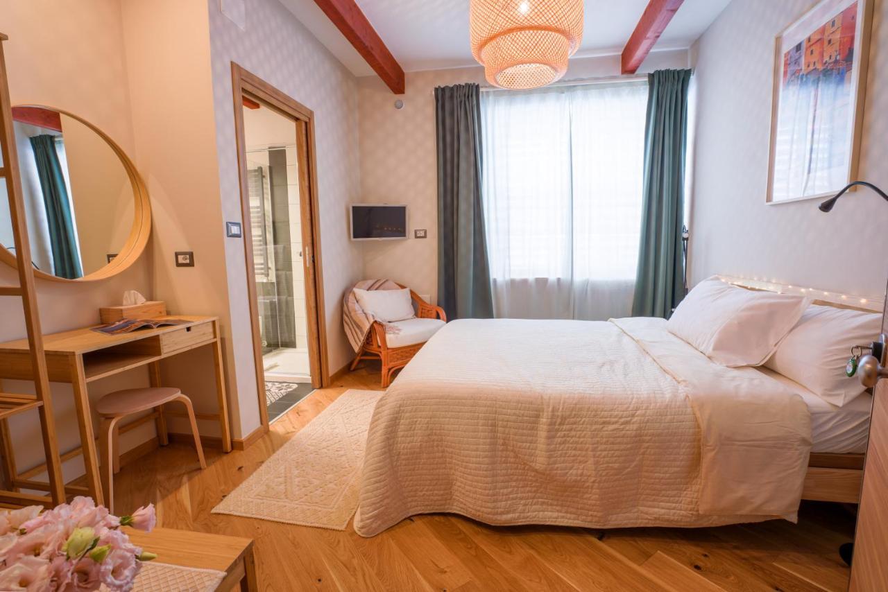 Sa Domo E Giuanne E Giuanna Bed & Breakfast Боза Екстериор снимка