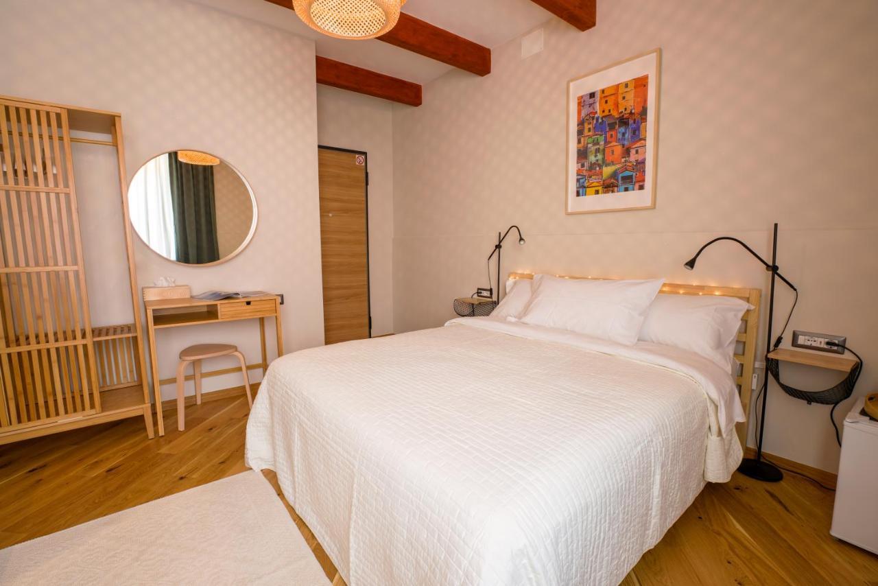 Sa Domo E Giuanne E Giuanna Bed & Breakfast Боза Екстериор снимка