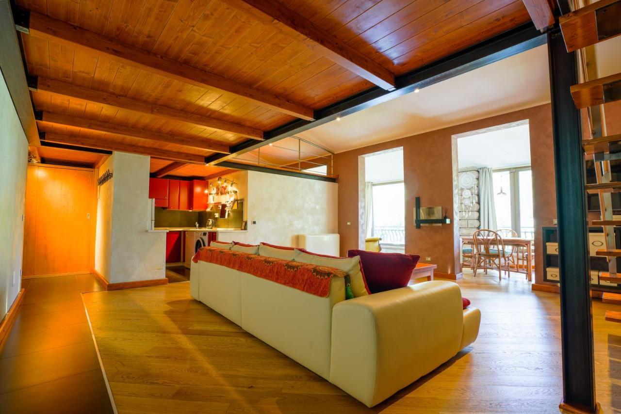 Sa Domo E Giuanne E Giuanna Bed & Breakfast Боза Екстериор снимка