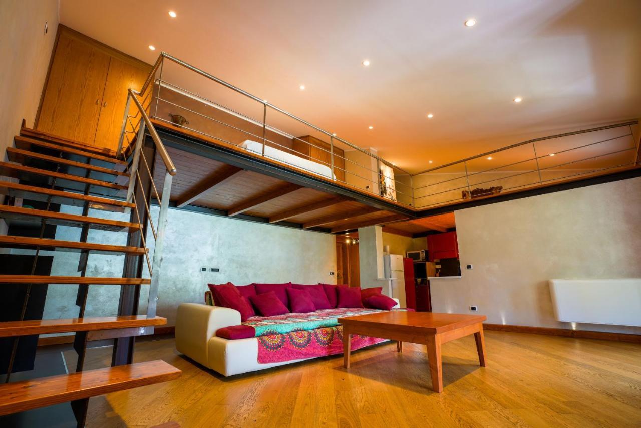Sa Domo E Giuanne E Giuanna Bed & Breakfast Боза Екстериор снимка