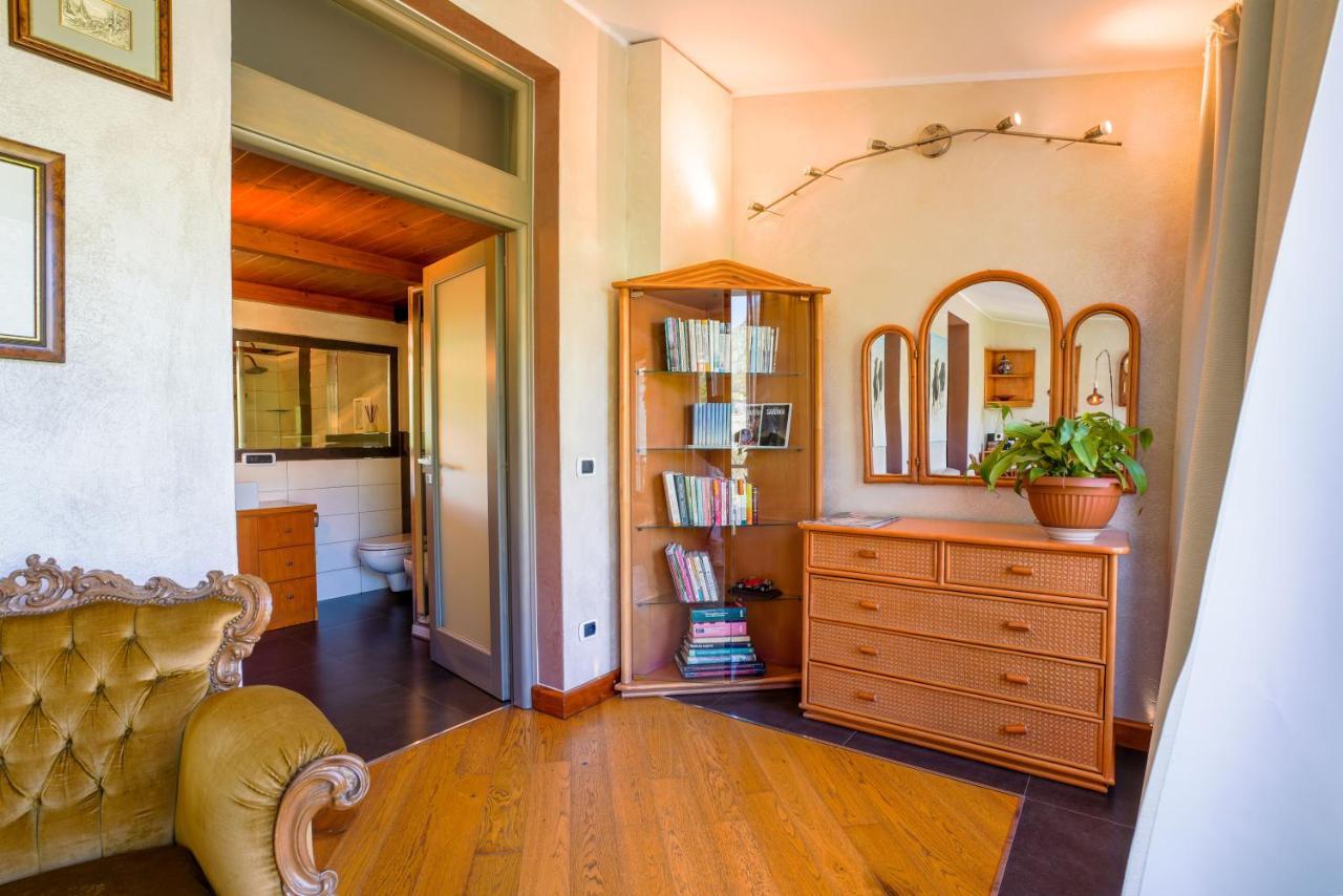 Sa Domo E Giuanne E Giuanna Bed & Breakfast Боза Екстериор снимка