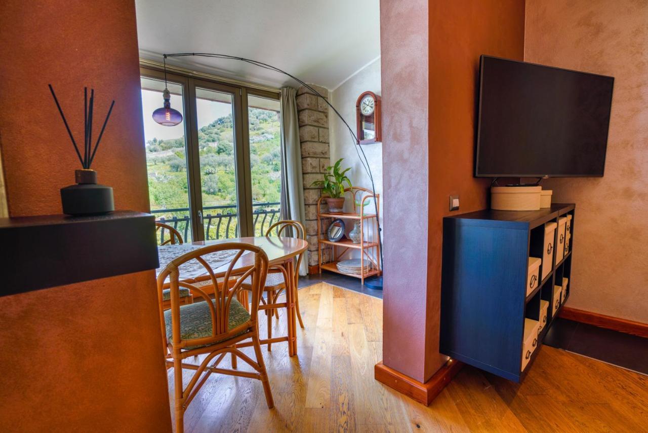 Sa Domo E Giuanne E Giuanna Bed & Breakfast Боза Екстериор снимка